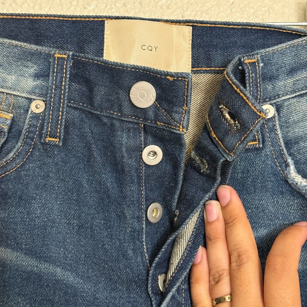 CQY Anthropology women’s Dark blue distress straight Slim denim jeans size 27 - Picture 3 of 12
